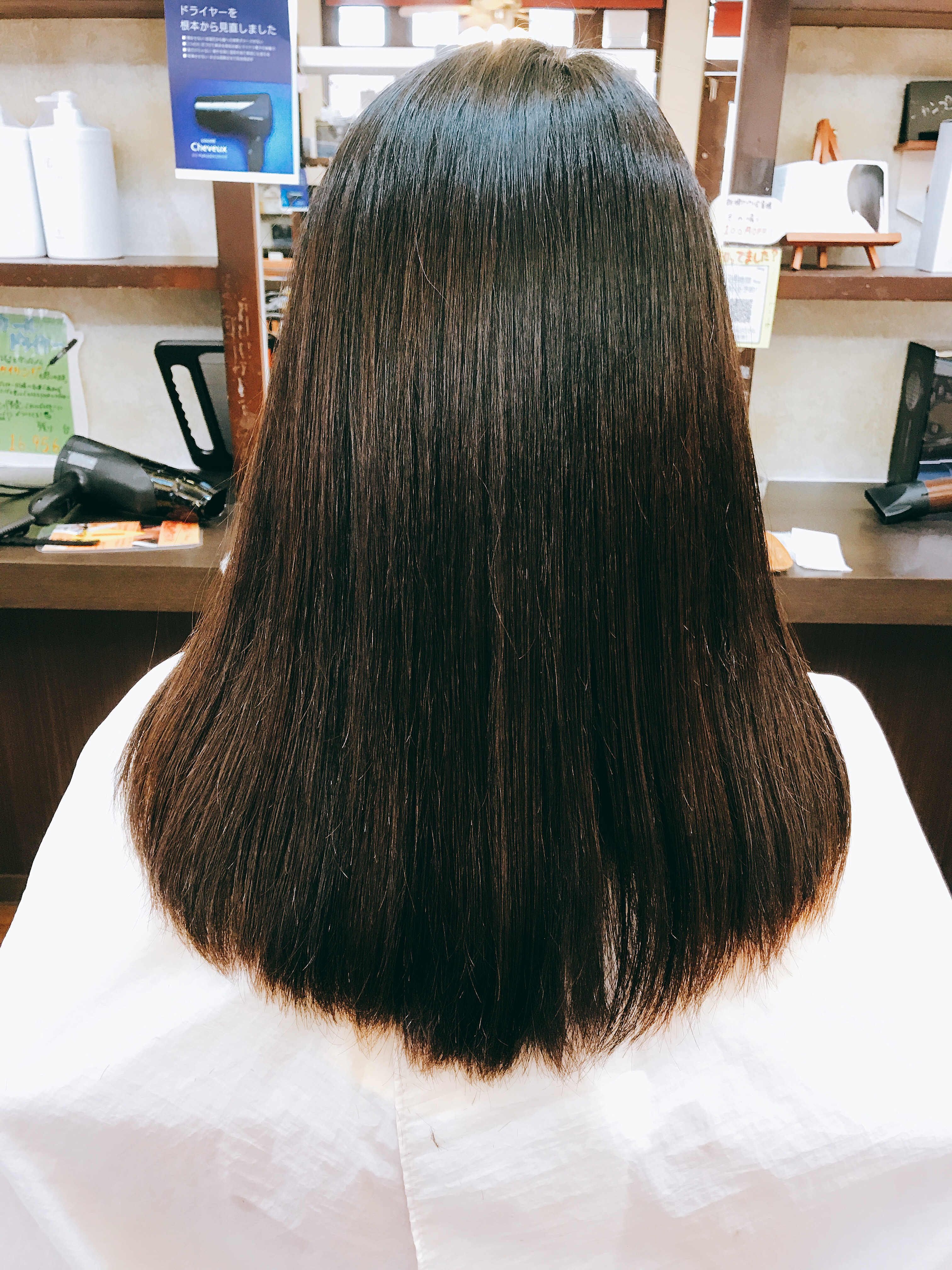 ストレートパーマ と 縮毛矯正 の違いを知ろう 奈良県で口コミが人気の美容室 ヘアサロン ウェルズ公式ブログ